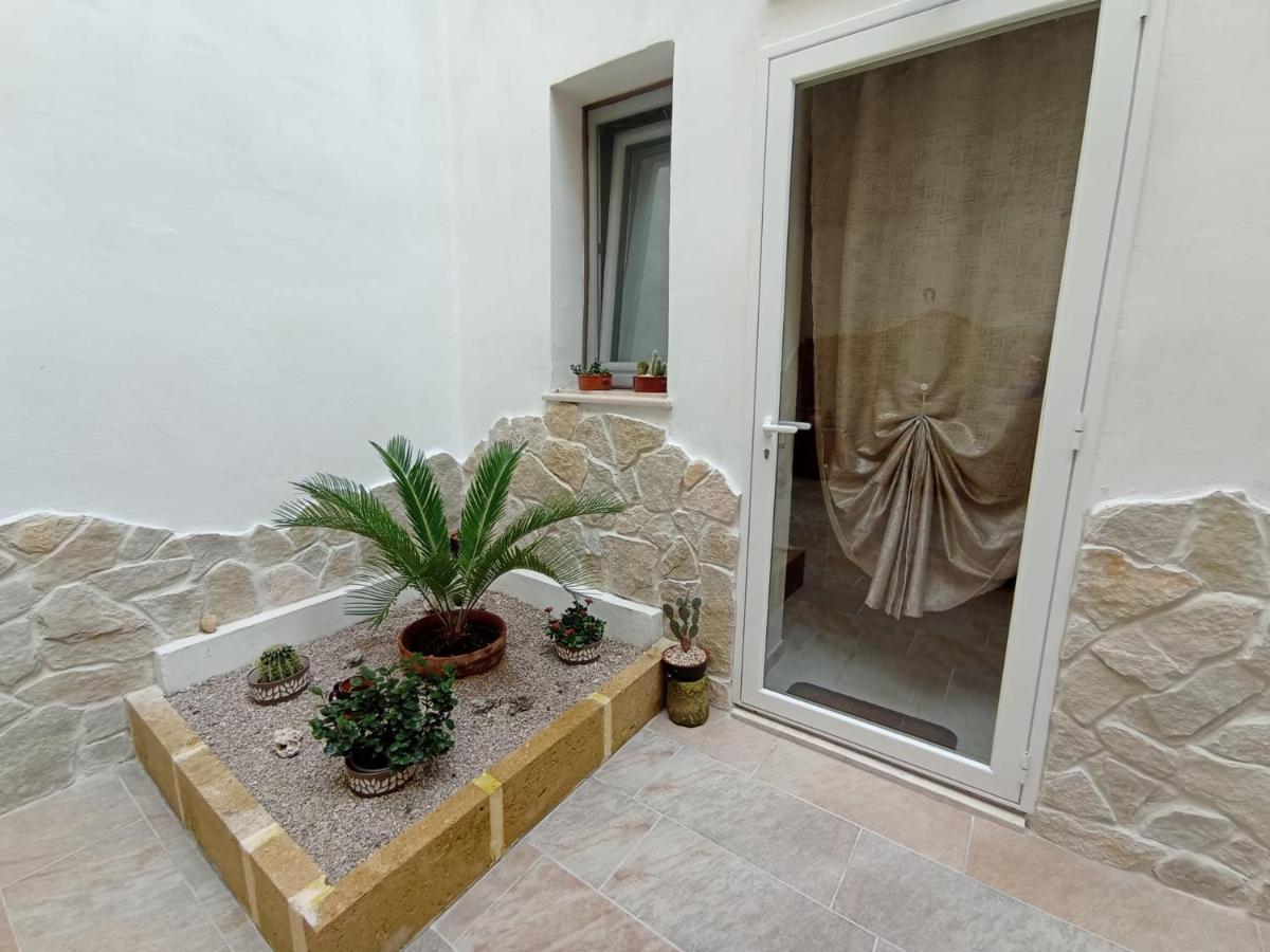 לצ'ה Samele Bed And Breakfast מראה חיצוני תמונה